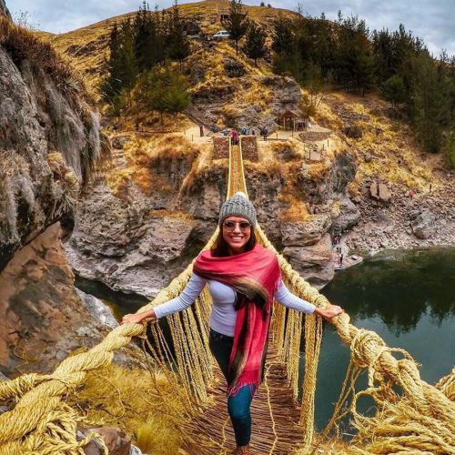 Tour Puente Inca de Queswachaka