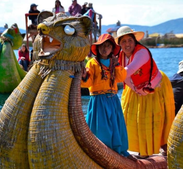 Tour Uros y Taquile Full Day (Lago Titicaca Puno 1 Día)