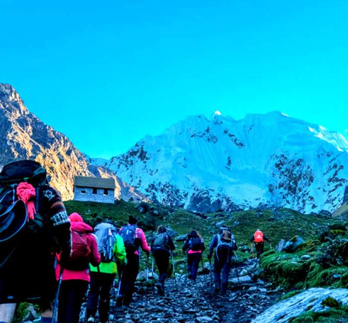 Tour Salkantay Trek 5 Días y 4 Noches con Retorno en Tren (Standard)